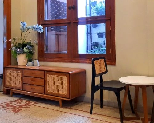 Durable dining furniture built for daily family use